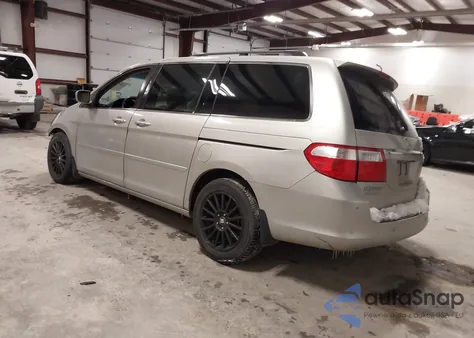 2006 Honda Odyssey Touring from USA, damaged, VIN 5FNRL38896B093945